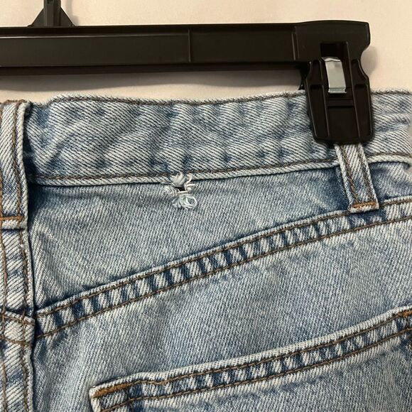 BDG Cheeky Super High Rise Cut Off Jeans Shorts Size 27 - Picture 4 of 9